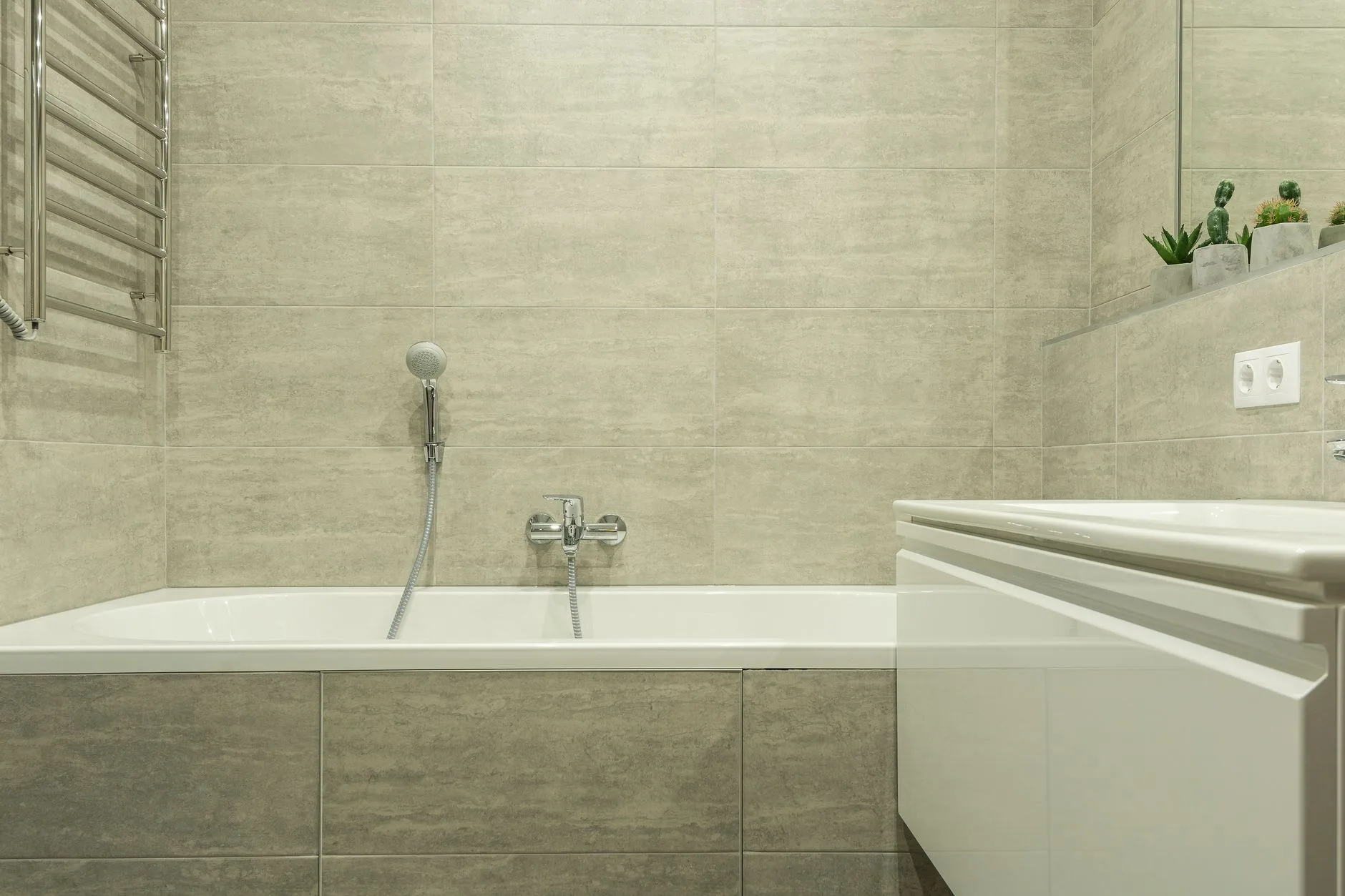 Presupuesto de reforma de baño: qué partidas debe incluir y señales de que te cobran de más