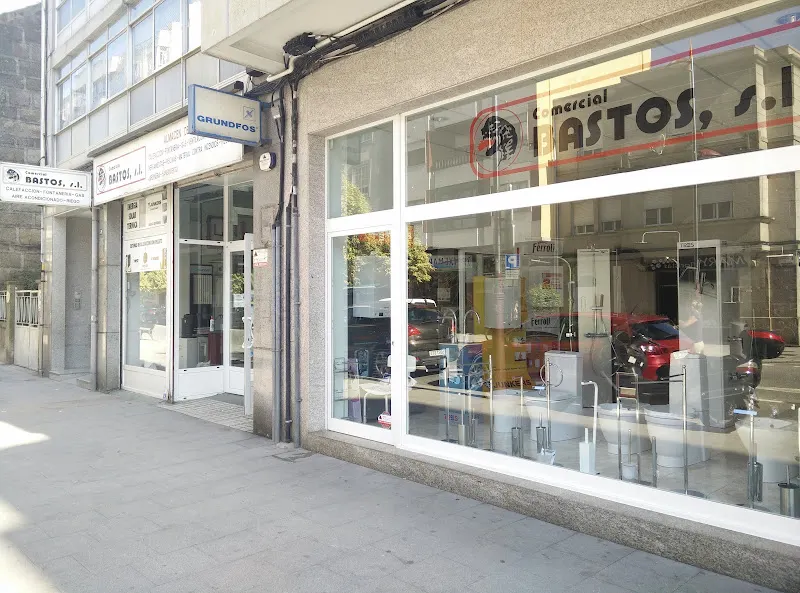 Comercial Bastos - Almacén en Vigo - foto 2
