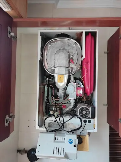 LUZ FRIO CALOR S.L - Reparación de calderas y electrodomésticos