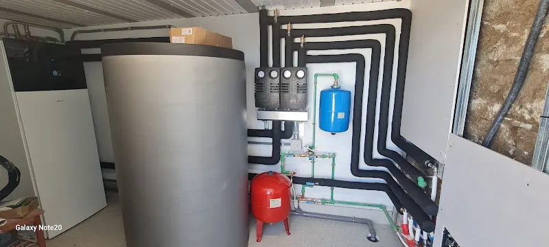 POMBO INSTALACIONES - Fontanero en Coruna (A) - foto 2