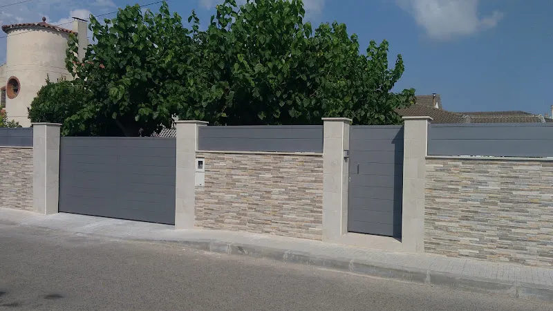 Tándem Construcciones - Reformas en Tarragona - foto 2