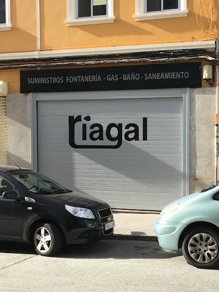 Riagal - Tienda de artículos de fontanería en Ferrol - foto 2
