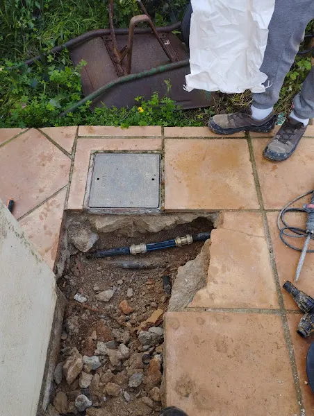 Fugas Menorca. Localización de Fugas de agua y Rehabilitación de tuberías sin obra en Menorca - Es Castell