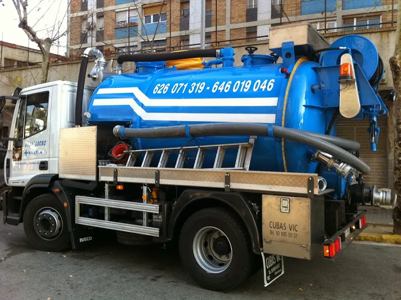Desatascos MesKnet - Sant Vicenç dels Horts - Servicio de limpieza de canalones en Sant Vicenç dels Horts - foto 2