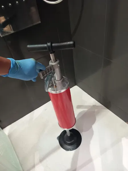 FonReps Fontanero y Reparador Doméstico