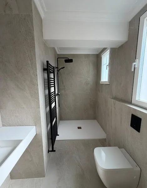 Fontanero en Madrid – Instalaciones de Fontanería y Reformas de Baño | IRS