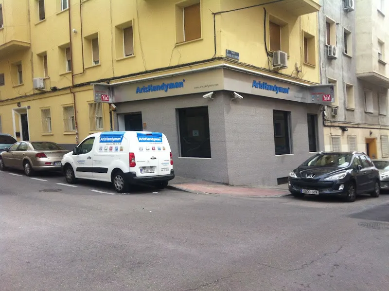 Arishandyman Reparaciones del Hogar - Electricista en Madrid - foto 2