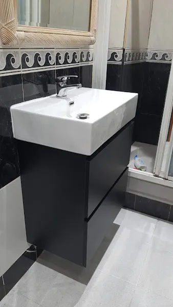 Multiservicios La Roca Fuerte/Fontanero 24 hs/Electricista 24 hs - Barcelona