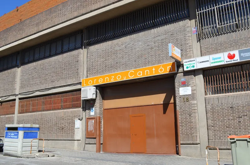 Lorenzo y Cantón S.L. - Tienda de artículos de fontanería en Madrid - foto 2