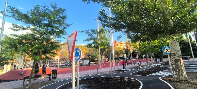 Instalación deportiva básica Matilde Gayo