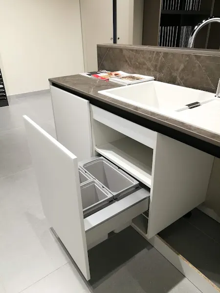 Laguardia&Moreira S.A. - Tienda de equipos de baños en Madrid - foto 3